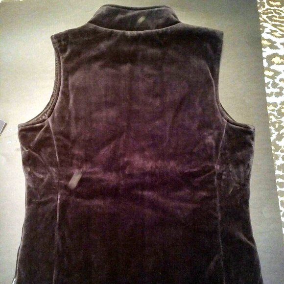 FLASH SALE! NEW Liz Claiborne Black Velvet Vest. Quilted, Zip Front & Pockets, S - Picture 9 of 13
